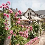 Siedem Drzew Resort