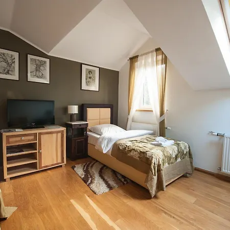 Siedem Drzew 3* Biskupice (Poznan)